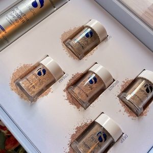 IS Clinical PerfecTint Powder SPF 40